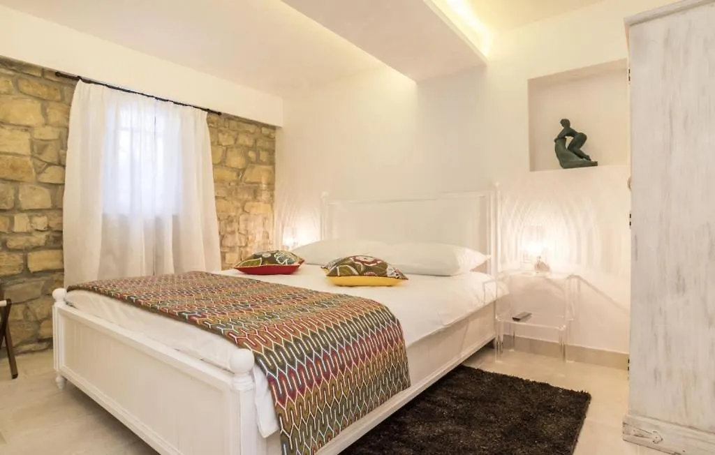 Beautiful Villa Monte Residence With Pool Momjan