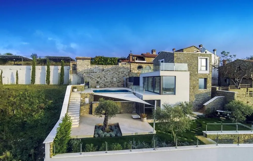 Beautiful Villa Monte Residence With Pool Momjan