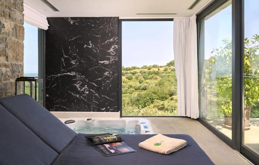 Beautiful Villa Monte Residence With Pool Momjan Croazia